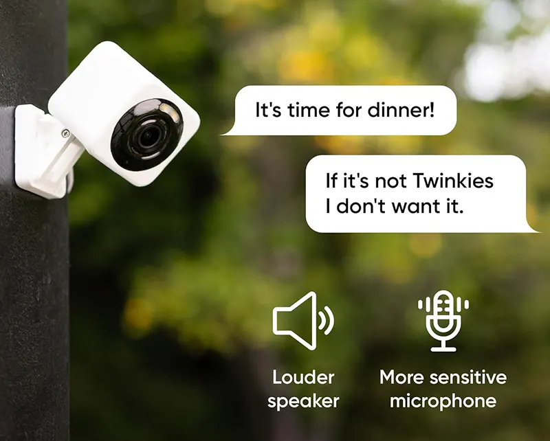 WYZE Cam v4 showing night vision footage and app interface